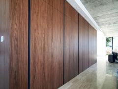 Arredo mobili artigianali casa abitazione privata a Malta di Manufactory Design